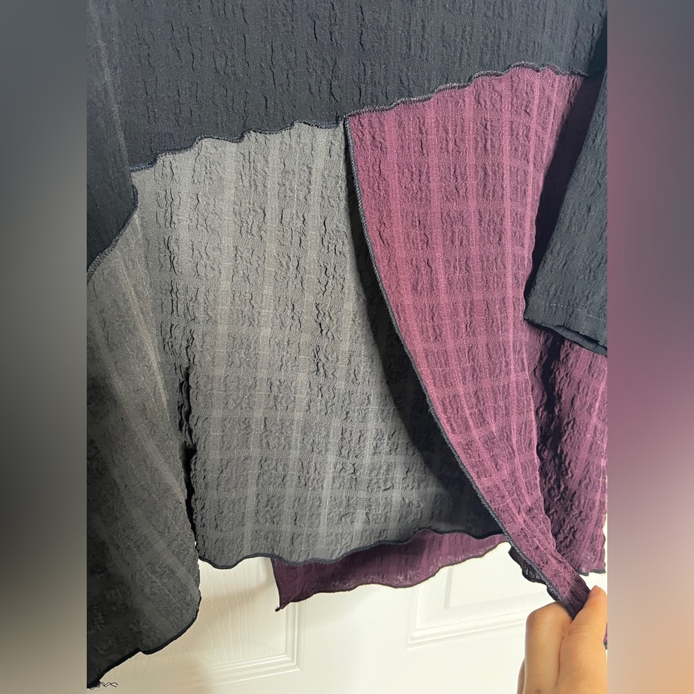 🩶 Colorblock Gauze Blouse - Picture 6 of 6